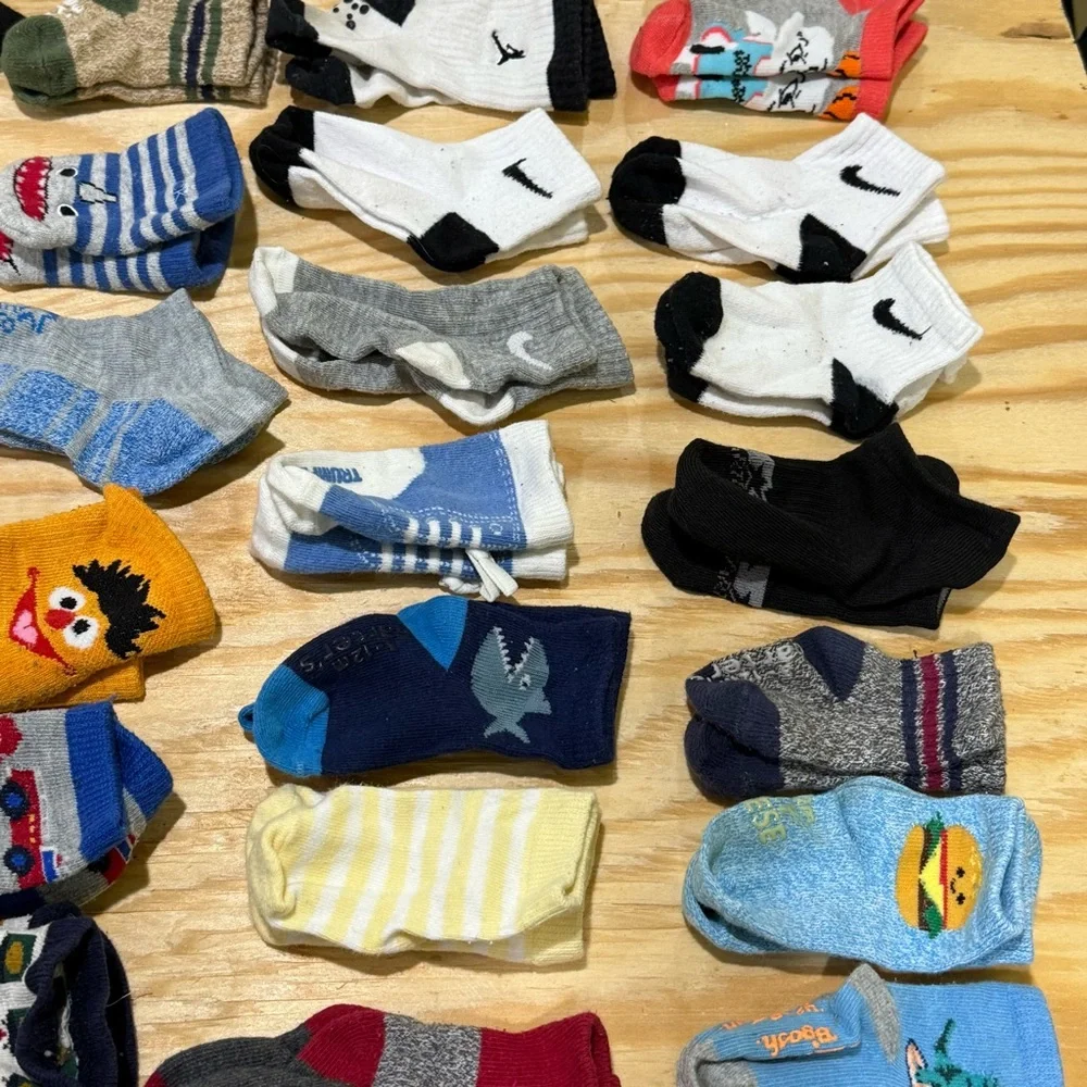 Set of 32 Baby Socks (3M–24M) – Mixed Styles & Brands – Great Condition